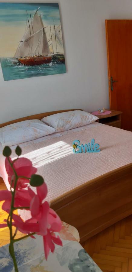 Apartman Lorena Stari Grad  Dış mekan fotoğraf