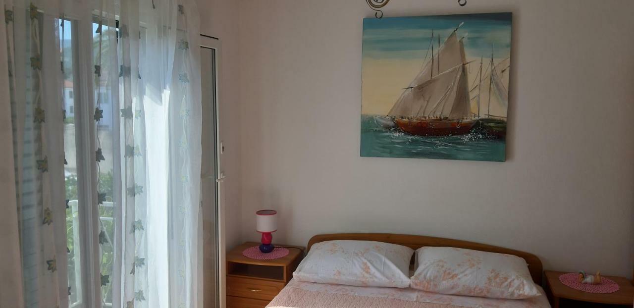 Apartman Lorena Stari Grad  Dış mekan fotoğraf